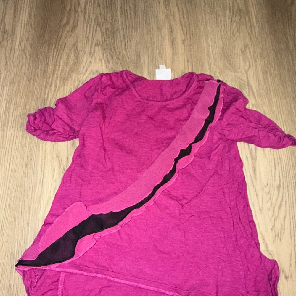 ⭐️Disney Magenta‎ Ruffle Blouse⭐️